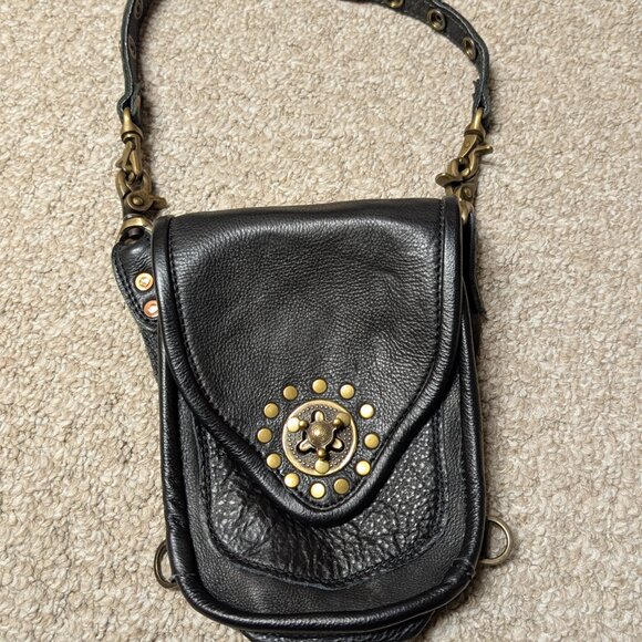 Earth Nynja Handmade Leather Utility Pocket Belt & Thigh Bag - Black/Brass - Picture 14 of 15